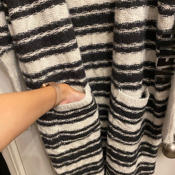 Super Cozy Striped Sweater Cardigan - Picture 5 of 5